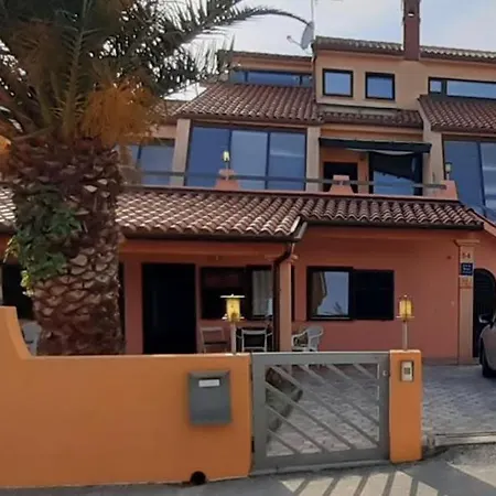 Apartman Delas *