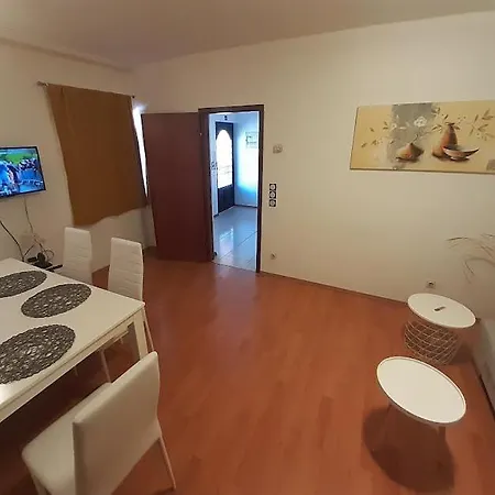 Delas Pjescana Uvala
